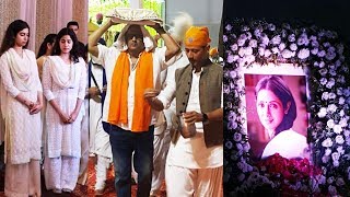Watch Boney Kapoor Attends A PRAYER MEET Held For Sridevi In Mumbai Video