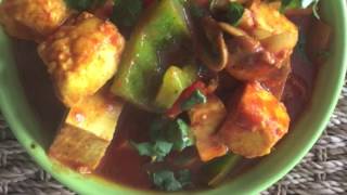 Watch Tasty Paneer Shimla Mirch Curry Recipe - Hindi Recipe Video Video