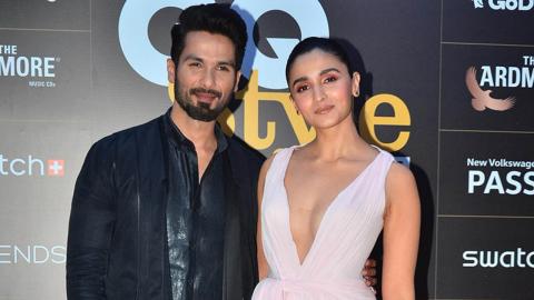 Watch Shahid Kapoor, Alia Bhatt, Nora Fatehi, Mohit Marwah Attend GQ Style Awards 2018 Video