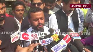 Watch Congress holds protest against Municipal Department Udhampur for dumping garbage at Tawi side Video