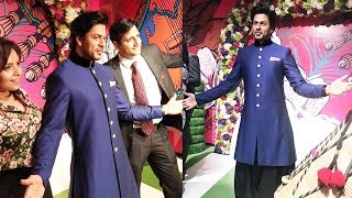 Watch King Shahrukh Khan's WAX STATUE Inaugurated In Madame Tussauds Delhi Video