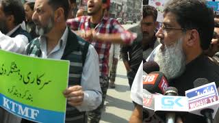 Watch Kashmir traders protest against Shopian civilian killings Video
