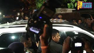 Watch Salman Khan GRAND Entry At Galaxy Apartment (HD Video) | FANS, Friends, Family Video