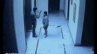 Watch 31 May  Delhi Kaccha Baniyaan gang in cctv     2 Video