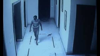 Watch 31 May  Delhi Kaccha Baniyaan gang in cctv 5 Video