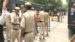 Watch 29 April Rohini Court Gangwar Murder 1 Video