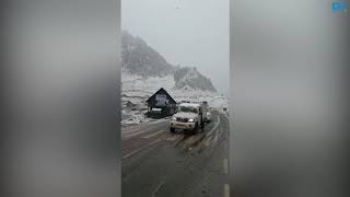 Watch Tourist resort Sonamarg receives fresh snowfall Video