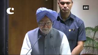 Watch Atrocities against minorities and Dalits are increasing- Former PM Manmohan Singh Video