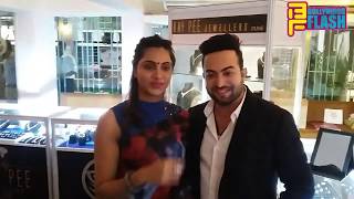 Watch Arshi Khan In Hot Saree For Shanaya & Kay Pee Jewellery Launch Video