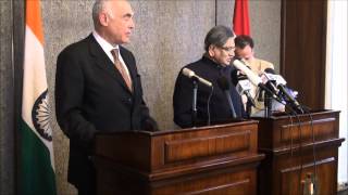 Watch EAM holds consultation with Egyptain FM in Cairo, 4 March 2012.mp4 Video