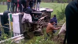 Watch #RoadAccident Video|Passenger Bus Met With Accident Near TRC Salamabad Uri Baramulla,many injured. Video