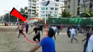 Watch Akshay Kumar Playing Volley Ball With Locals At Juhu Beach Video