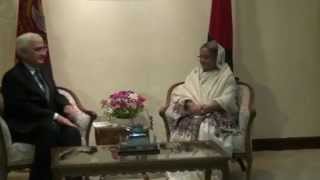 Watch External Affairs Minister meets Prime Minister of Bangladesh in Dhaka Video