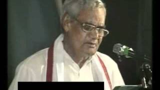 Watch Aaj Sindhu Mein Jwaar Utha Hai :  Shri Atal Bihari Vajpayee jee Video