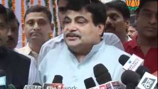 Watch BJP Byte: Anna Hazare & Prime Minister: 15.08.2011 Video