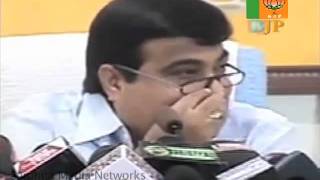 Watch BJP Press: Demands Answers from PM on All Scams: Sh. Nitin Gadkari: 18.11.2010 Video