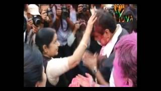 Watch YuvaiTV: Holi Special: Holi Milan; 07.03.2012 Video