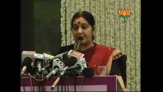 Watch Book Launch 'THOSE WERE THE DAYS &THEN' by Mira Govind Advani: Smt. Sushma Swaraj: 12.06.2012 Video
