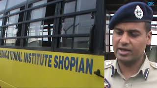 Watch Two minor students injured after school bus pelted with stones in Shopian Video