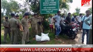 Watch BARAGARH STRIKE FOR ROAD Video
