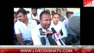 Watch BARAGARH STRIKE FOR DOCTOR IN HOSPITAL Video