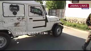 Watch 1 killed, 4 injured in clashes with security forces in Kashmir Video