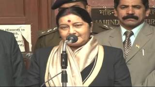 Watch External Affairs Minister greets Ministry on New Year (January 01, 2016) Video