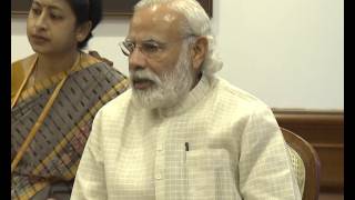 Watch Frank Bainimarama, Prime Minister of Fiji meets Prime Minister in New Delhi (May 19, 2016) Video