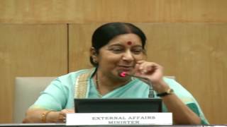 Watch Address by EAM during the flag-off of 1st Batch of Yatris for KMY- 2016 (June 11,2016) Video