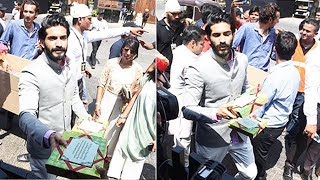 Watch Brother Harshvardhan Kapoor Gives Sweets To Media At Sonam Kapoor Wedding Video