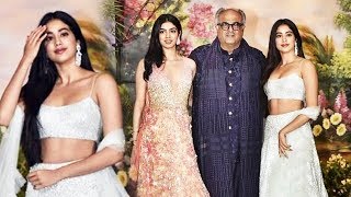 Watch Janvhi Kapoor At Sonam Kapoor & Anand Ahuja Wedding Reception Video