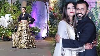 Watch Swara Bhaskar At Sonam Kapoor & Anand Ahuja Wedding Reception Video