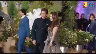 Watch Salman Khan, Shah Rukh Khan & Gauri Khan Grand Entry At Sonam Kapoor Reception Night Party Video