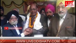 Watch Distribute winter clothes Dashmesh Academy in Dehradun Video