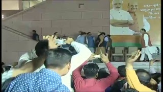 Watch PM Shri Narendra Modi addresses karyakarta at BJP HQ, New Delhi Video