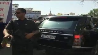 Watch PM Modi and French President Macron take a Boat Ride along the Ghats of the Ganga Video