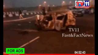 Watch TV11 NEWS 5TH DEC 2016 MAJOR CAR ACCIDENT AT LB NAGAR RING ROAD Video