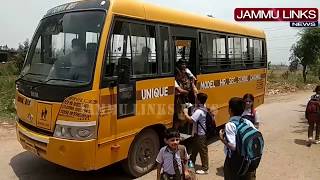 Watch Residents in Hiranagar migrate after Pakistan's ceasefire violation Video