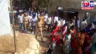 Watch MINISTER TALASANI VISIT IN SANTHNAGAR DIVISION TV11 NEWS 28TH JAN 2017 Video