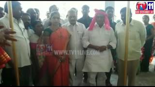 Watch MINISTER IK REDDY VISIT  TO   AKKAKONDA JATARA TV11 NEWS 12TH FEB 2017 Video