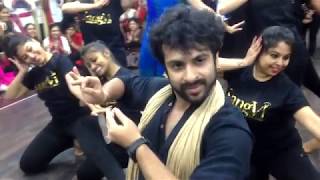 Watch Super hit Bollywood workshop in Kolkatta at SangVi (Devesh Mirchandani) Video