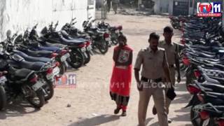 Watch STUDENTS LATE FOR INTER EXAM NOT ALLOWED NIRMAL TV11 NEWS  2ND MAR 2017 Video