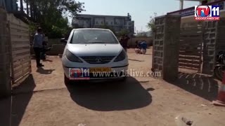 Watch POLICE ARREST CAB DRIVER, FRIEND ATTEMPT TO MOLEST A WOMAN  LBNAGAR TV11 NEWS 3RD MAR 2017 Video