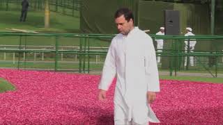 Watch Congress President Rahul Gandhi pays tribute to Shri Jawaharlal Nehru on his 54th death anniversary Video