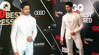 Watch Sidharth Malhotra At GQ Best Dressed 2018 Party Video