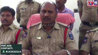 Watch WOMAN MURDER CASE PRESS MEET  AT HAYATHNAGAR PS TV11 NEWS 17TH MAR 2017 Video