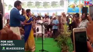 Watch COLLECTOR   SING IN  AVAGAHANA SADASSU AGAINST GUDUMBA KUMURAMBHEEM TV11 NEWS 24TH MAR 2017 Video