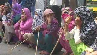 Watch Villagers of watapora qazipora villages protest against non Availablity of Drinking water Video