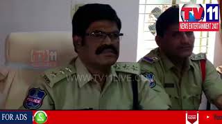 Watch YOUNG MAN MURDERED BY ROWDY SHEETER AT SHAIKAPUR , ZAHIRABAD | Tv11 News | 29-05-2018 Video