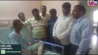 Watch TUWJ GENERAL SECRETERY  VISIT  TO  SR JOURNALIST VENKAT REDDY TV11 NEWS 27TH MAR 2017 Video